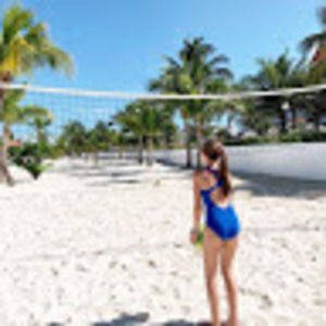 Meet your Posher, Faith